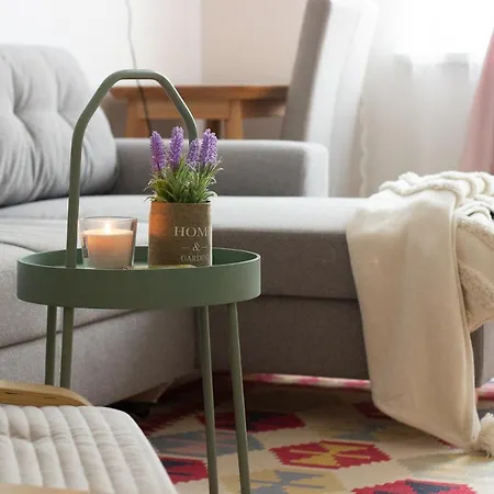 Cozzie By Rv Apartman