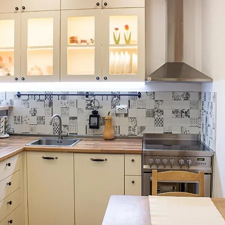 Apartment Cozzie By Rv Varna